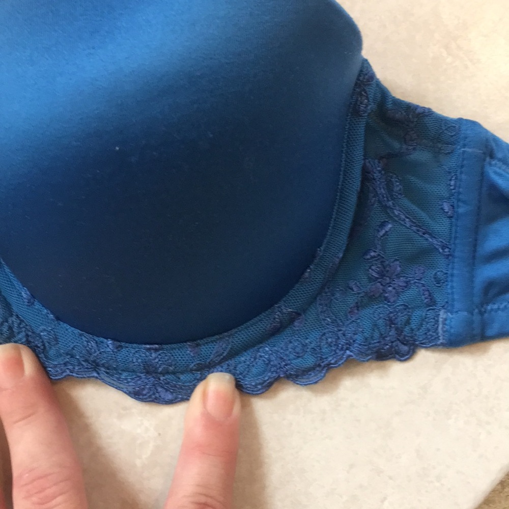 STRAPLESS WONDER BRA - Picture 8 of 11